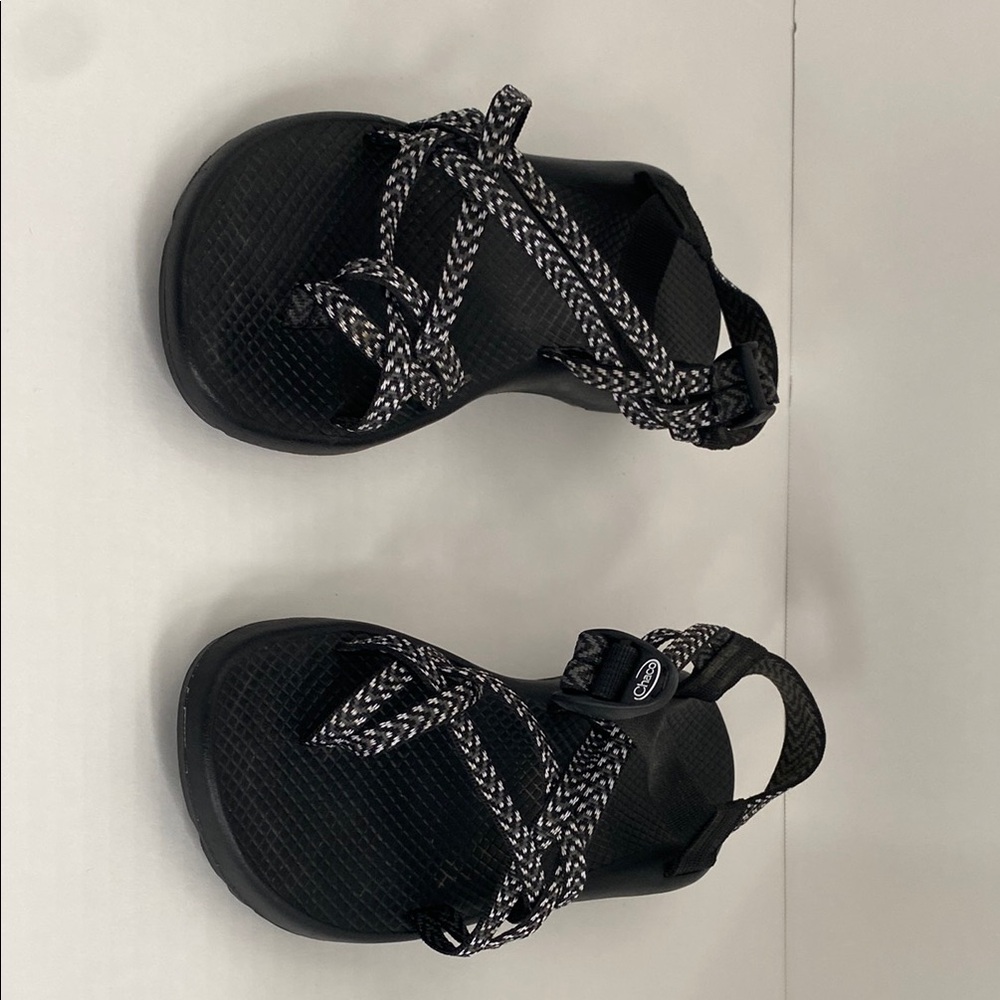 Women’s Chaco ZX/2 Black and White Sandals Size 9